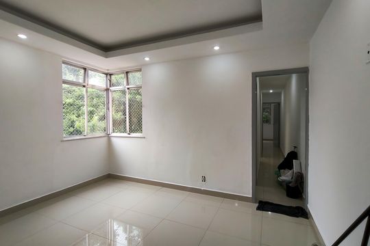 Apartamento à venda com 2 quartos, 60m² em Grajaú, Rio de Janeiro