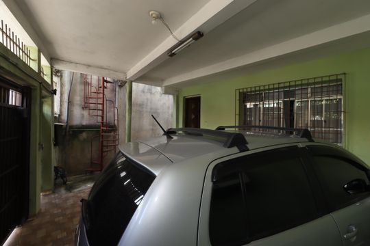 Garagem de casa à venda com 4 quartos, 138m² em Vila Bela Vista, Santo André