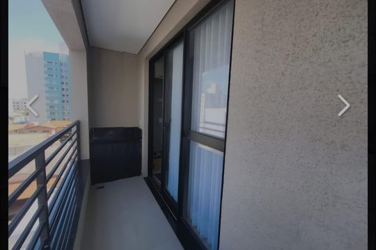 Varanda de kitnet/studio para alugar com 1 quarto, 34m² em Saraiva, Uberlândia