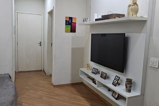 Sala de apartamento à venda com 2 quartos, 49m² em Quinta da Paineira, São Paulo