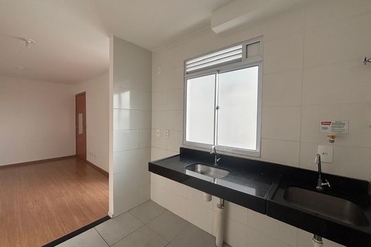 Apartamento à venda com 2 quartos, 40m² em Santos Dumont, São Leopoldo