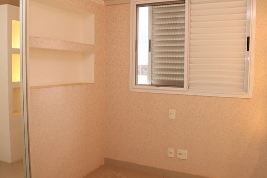Suíte 2 de apartamento para alugar com 3 quartos, 108m² em Jardim Goiás, Goiânia