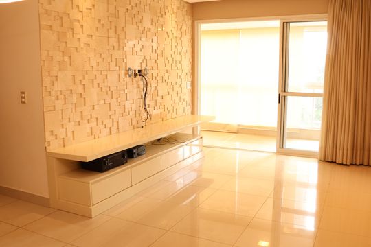 Sala de TV de apartamento para alugar com 3 quartos, 108m² em Jardim Goiás, Goiânia