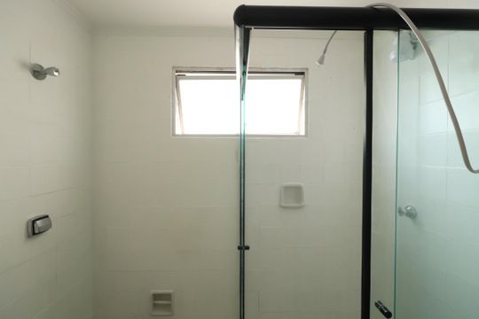 Banheiro de apartamento à venda com 2 quartos, 70m² em Chácara Califórnia, São Paulo