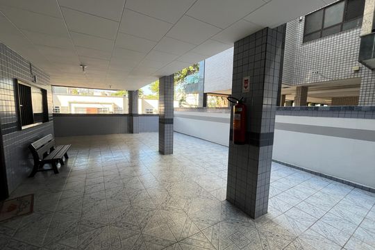 Área comum de apartamento para alugar com 4 quartos, 169m² em Jardim Guanabara, Rio de Janeiro