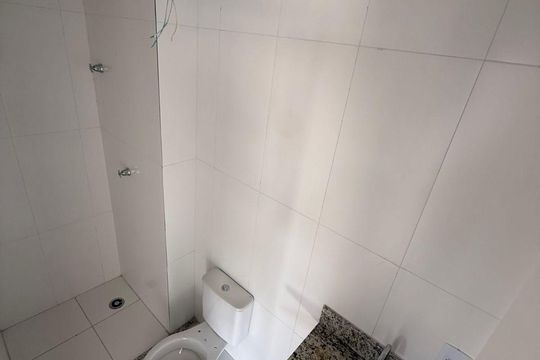 Banheiro de apartamento à venda com 2 quartos, 84m² em Tucuruvi, São Paulo