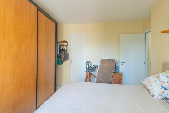 Quarto 2 de apartamento para alugar com 2 quartos, 62m² em Marechal Rondon, Canoas