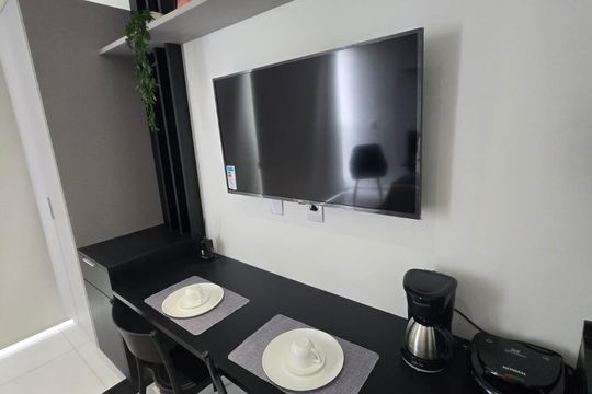 Cozinha de apartamento para alugar com 1 quarto, 23m² em Vila Azevedo, São Paulo