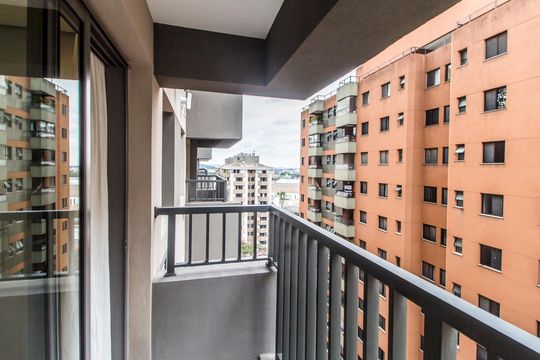 Varanda de apartamento para alugar com 1 quarto, 50m² em Alphaville Industrial, Barueri