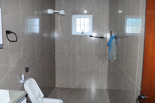 Casa para alugar com 2 quartos, 180m² em Jardim Colibri, Cotia