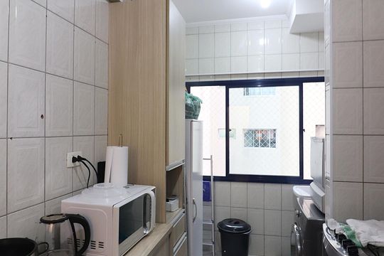 Cozinha e Área de Serviço de apartamento para alugar com 2 quartos, 60m² em Centro, São Bernardo do Campo