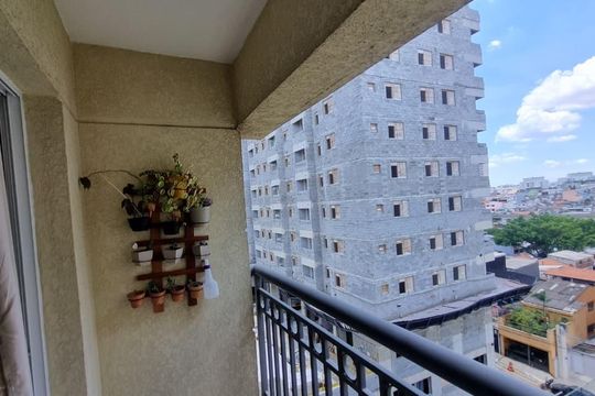 Varanda de apartamento à venda com 2 quartos, 45m² em Vila Tolstoi, São Paulo