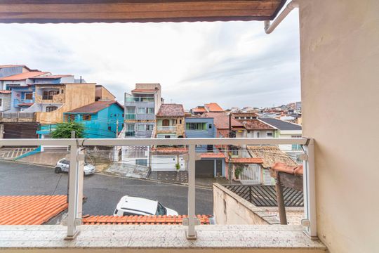 Varanda do Quarto 3 de casa à venda com 3 quartos, 150m² em Jardim Las Vegas, Santo André