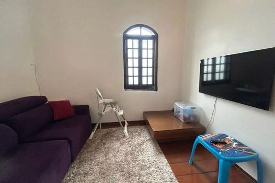 Sala de casa para alugar com 3 quartos, 265m² em Vila Alzira, Santo André