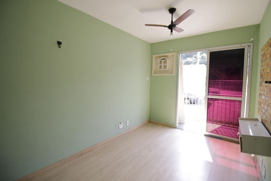 Sala de apartamento à venda com 3 quartos, 65m² em Taquara, Rio de Janeiro