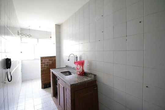 Cozinha de apartamento à venda com 3 quartos, 65m² em Taquara, Rio de Janeiro