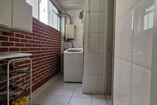 Área de serviço de apartamento à venda com 2 quartos, 90m² em Jardins, São Paulo