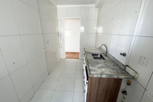 Cozinha de apartamento para alugar com 1 quarto, 70m² em Limão, São Paulo