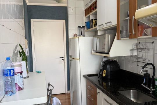 Cozinha de apartamento à venda com 2 quartos, 49m² em Cidade Patriarca, São Paulo