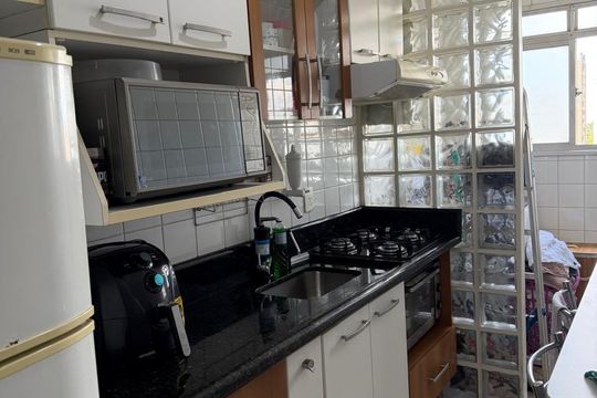 Cozinha de apartamento à venda com 2 quartos, 49m² em Cidade Patriarca, São Paulo