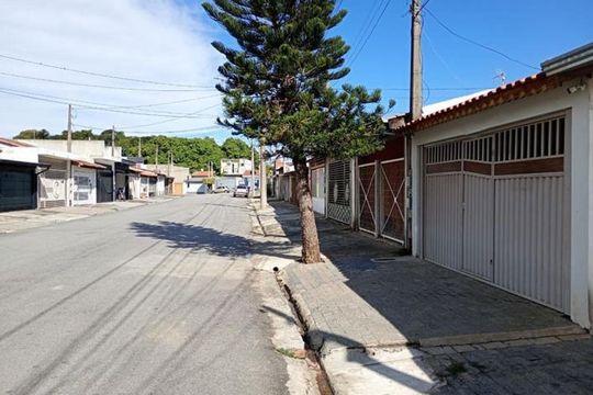 Fachada de casa para alugar com 3 quartos, 125m² em Jardim Nilton Torres, Sorocaba