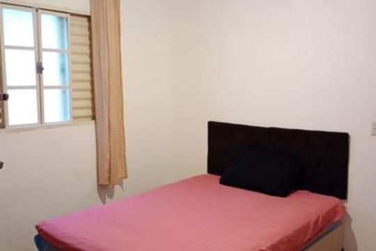 Quarto de casa para alugar com 3 quartos, 125m² em Jardim Nilton Torres, Sorocaba