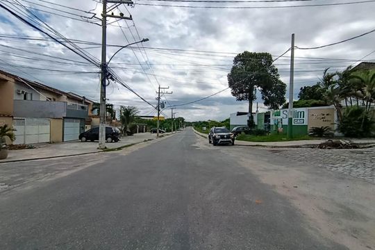 Vista da Rua de casa de condomínio para alugar com 2 quartos, 56m² em Campo Grande, Rio de Janeiro