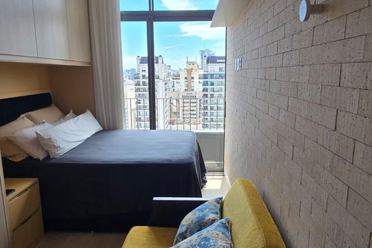 Quarto de apartamento à venda com 1 quarto, 54m² em Pinheiros, São Paulo