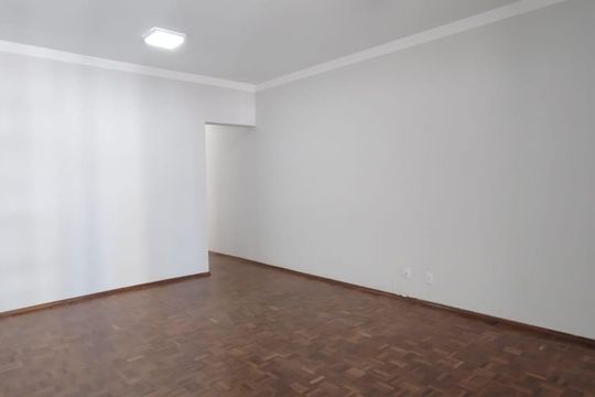 Sala de apartamento à venda com 1 quarto, 60m² em Cambuí, Campinas