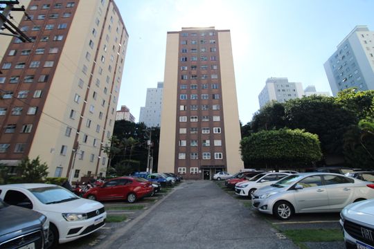 Fachada de apartamento à venda com 2 quartos, 50m² em Jardim do Tiro, São Paulo