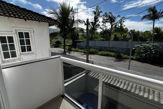 Varanda de casa à venda com 3 quartos, 250m² em Recreio dos Bandeirantes, Rio de Janeiro