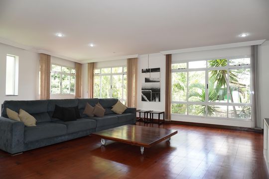 Sala 3 de casa para alugar com 5 quartos, 400m² em Mangabeiras, Belo Horizonte
