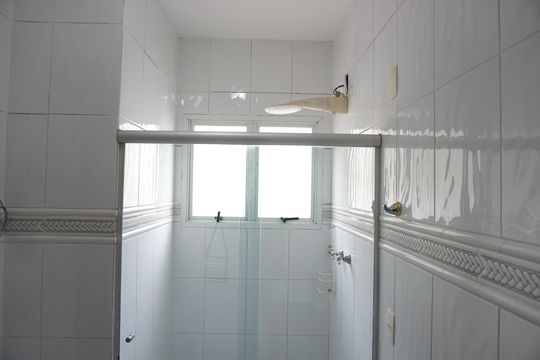 Suíte 3 - Banheiro de casa para alugar com 5 quartos, 400m² em Mangabeiras, Belo Horizonte