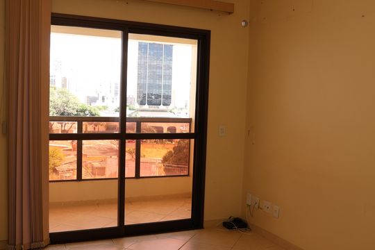 Sala de apartamento para alugar com 2 quartos, 81m² em Setor Sul, Goiânia
