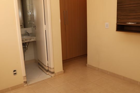 Suite de apartamento para alugar com 2 quartos, 81m² em Setor Sul, Goiânia