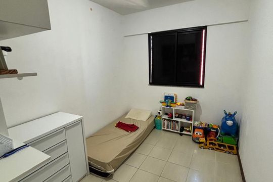 Quarto de apartamento para alugar com 2 quartos, 84m² em Pituba, Salvador