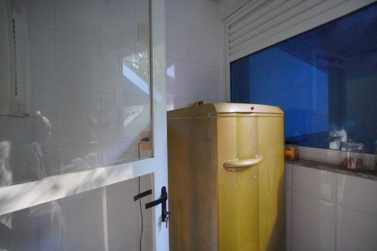 Cozinha de apartamento para alugar com 3 quartos, 120m² em Praia Brava, Florianópolis