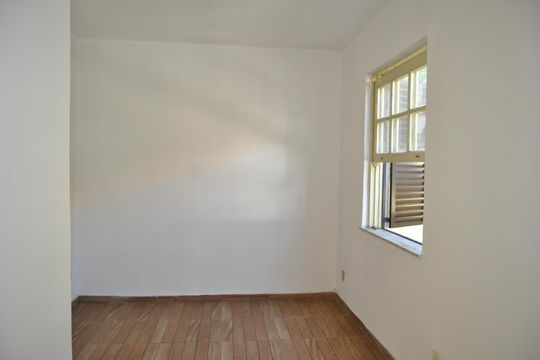 Sala de casa de condomínio à venda com 3 quartos, 150m² em Engenho Novo, Rio de Janeiro