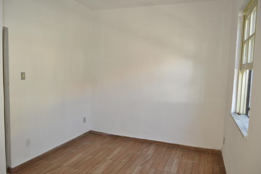 Sala de casa de condomínio à venda com 3 quartos, 150m² em Engenho Novo, Rio de Janeiro