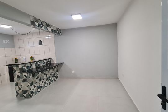 Casa à venda com 3 quartos, 100m² em Jardim Raposo Tavares, São Paulo