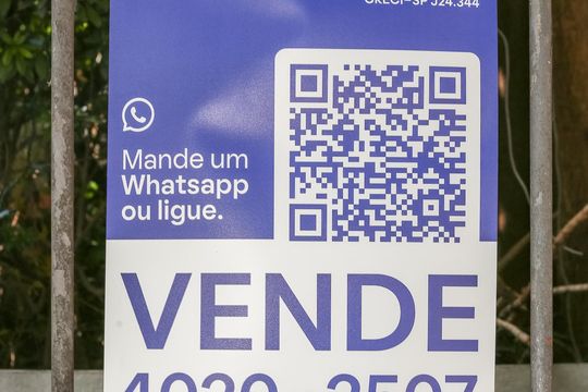 Fachada de casa à venda com 3 quartos, 345m² em Vila Romana, São Paulo