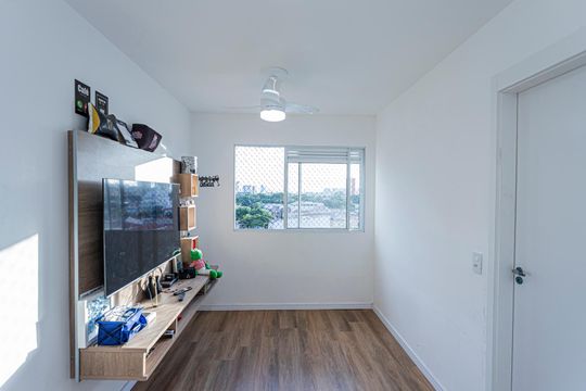 Apartamento para alugar com 2 quartos, 35m² em Freguesia do Ó, São Paulo