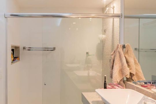 Banheiro Suíte de apartamento à venda com 3 quartos, 110m² em Maracanã, Rio de Janeiro