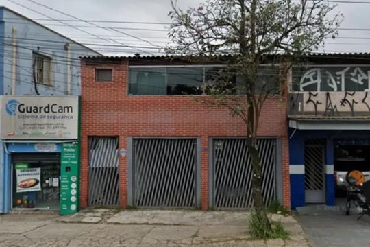 Fachada de casa à venda com 6 quartos, 210m² em Instituto de Previdencia, São Paulo
