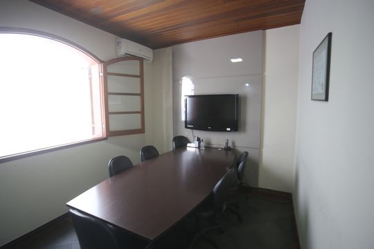 Casa à venda com 5 quartos, 340m² em Gutierrez, Belo Horizonte