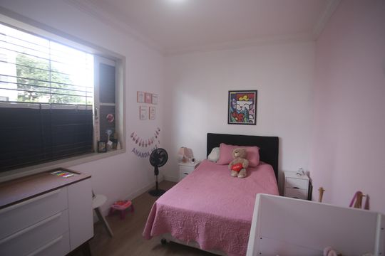 Casa à venda com 5 quartos, 340m² em Gutierrez, Belo Horizonte