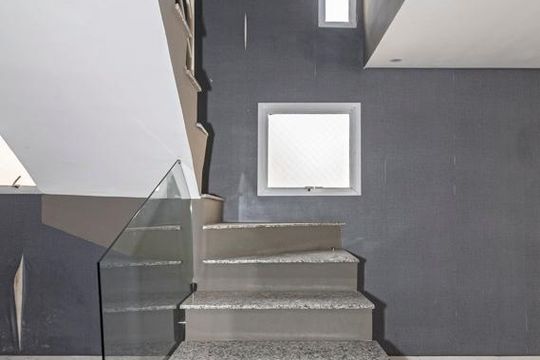 Escada de casa de condomínio para alugar com 3 quartos, 230m² em Planalto Paulista, São Paulo