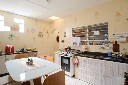 Cozinha de casa à venda com 4 quartos, 139m² em Vila Gomes Cardim, São Paulo