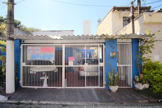 Fachada de casa à venda com 4 quartos, 139m² em Vila Gomes Cardim, São Paulo