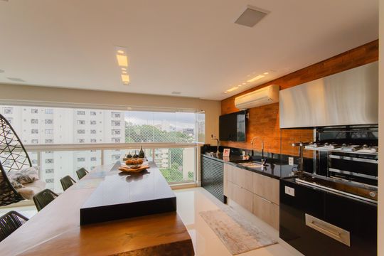Sala de apartamento à venda com 3 quartos, 198m² em Vila Mariana, São Paulo